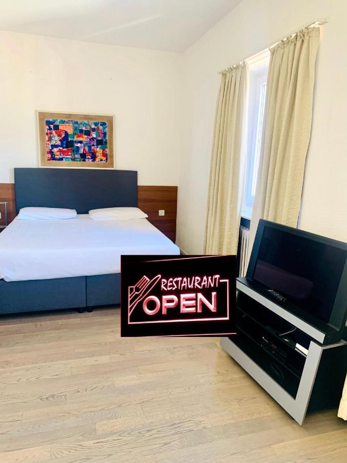 בלינצונה Hotel Gamper מראה חיצוני תמונה