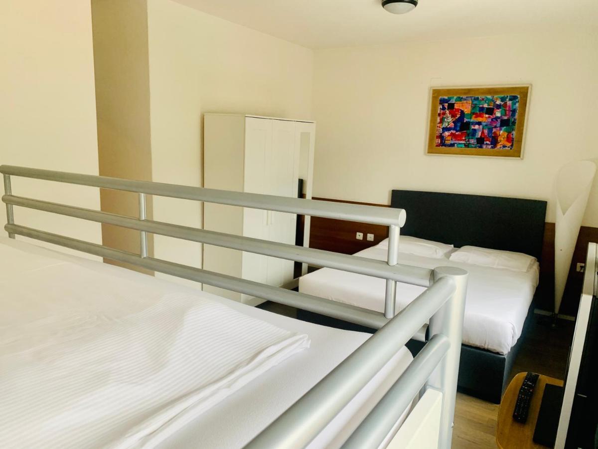 בלינצונה Hotel Gamper מראה חיצוני תמונה