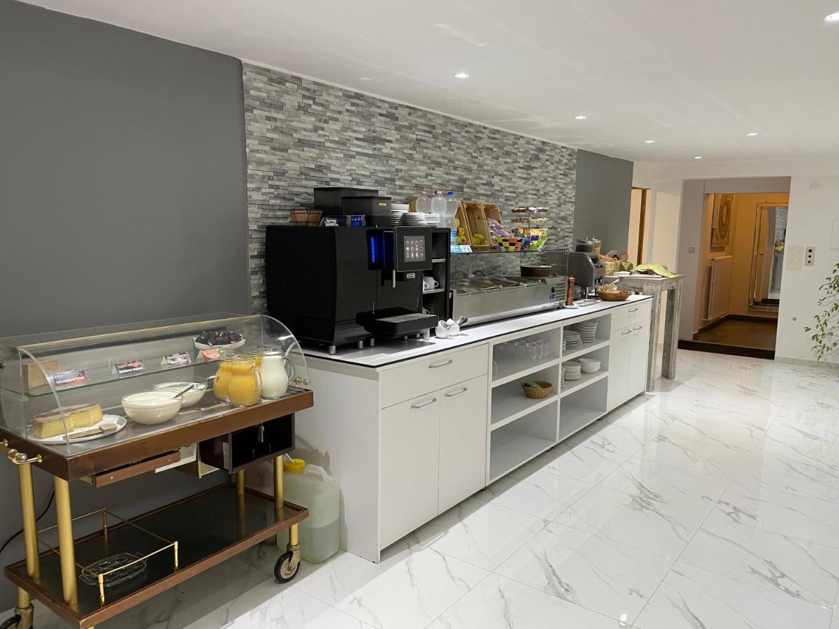 בלינצונה Hotel Gamper מראה חיצוני תמונה