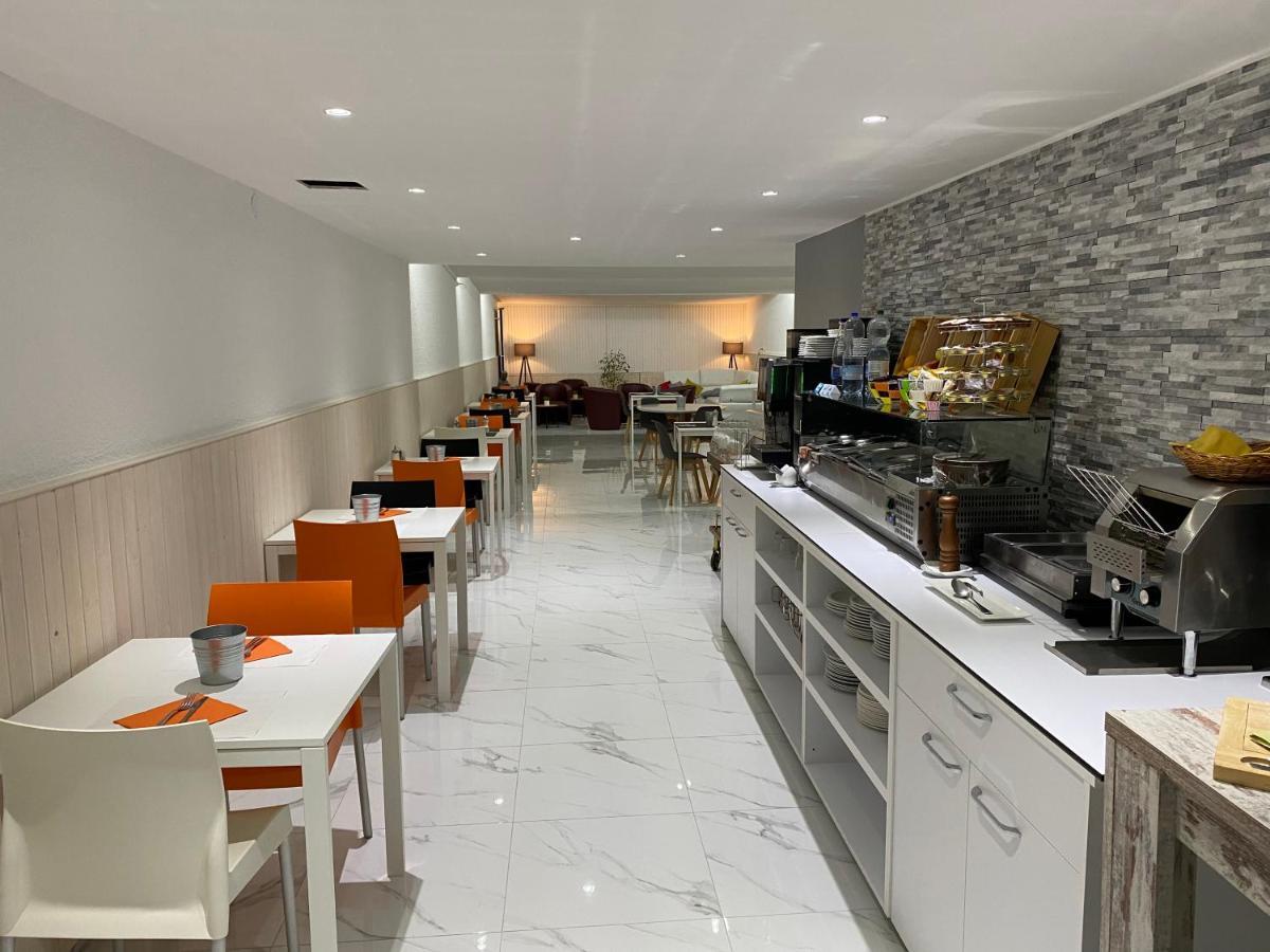 בלינצונה Hotel Gamper מראה חיצוני תמונה