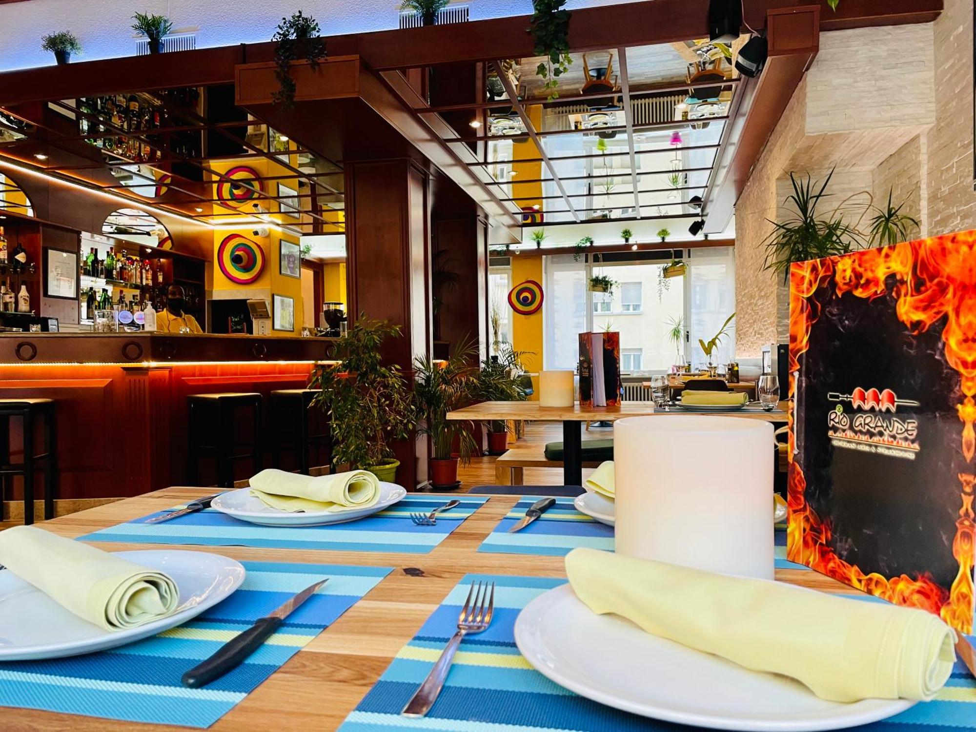 בלינצונה Hotel Gamper מראה חיצוני תמונה